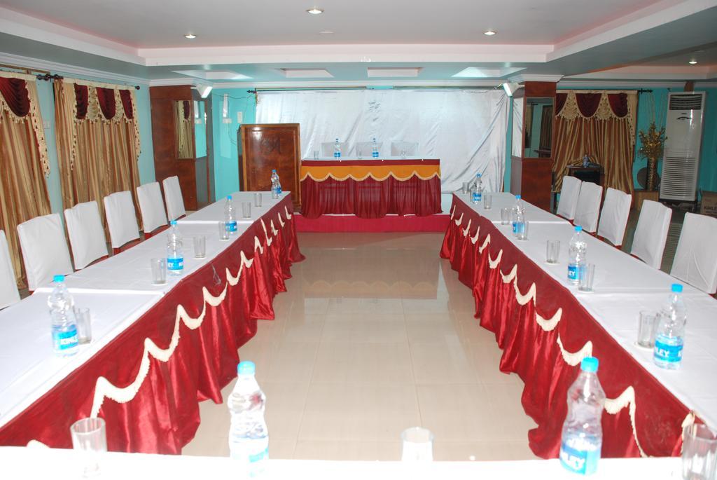 Hotel Akshaya Visakhapatnam Bagian luar foto