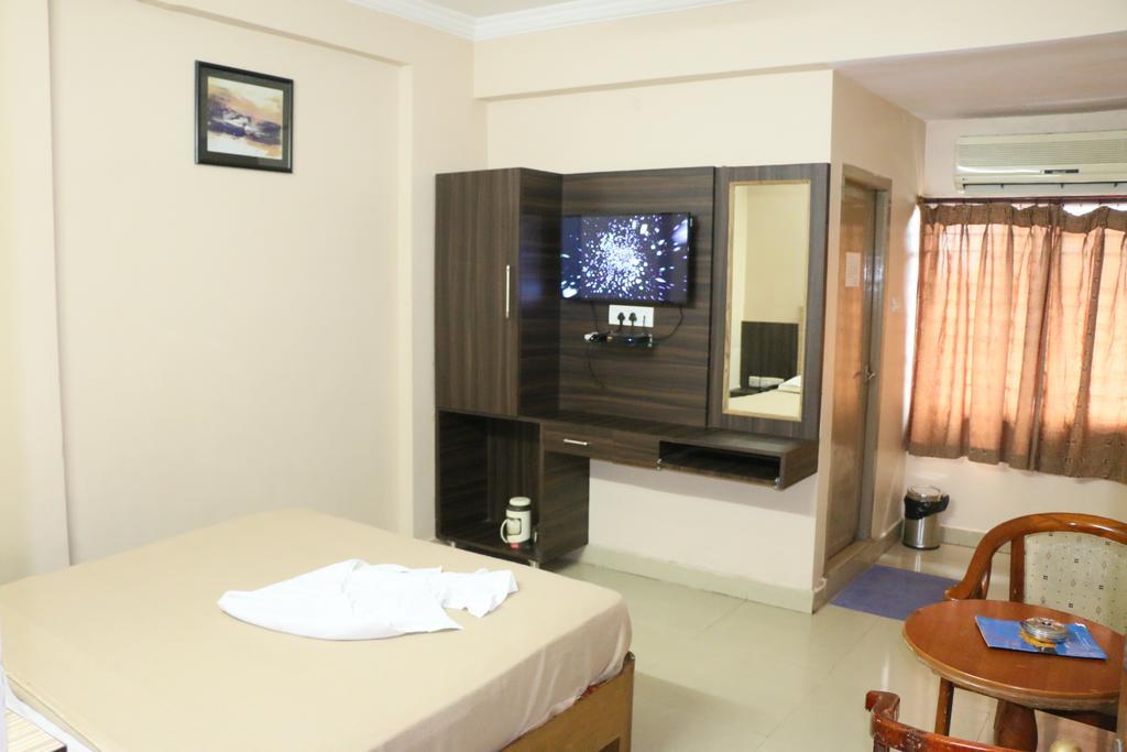 Hotel Akshaya Visakhapatnam Bagian luar foto